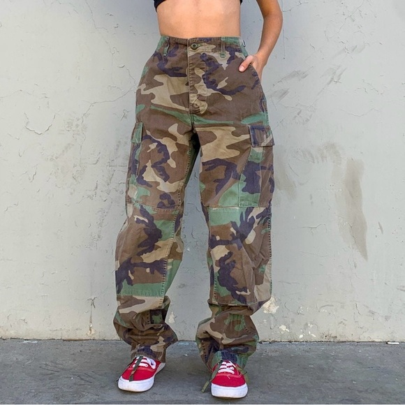 Baggy trendy cargo pants - Picture 2 of 8